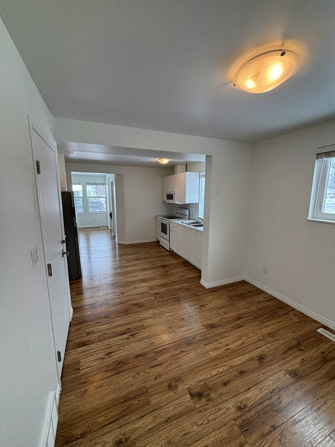 Main-12148 105 Street, Edmonton, AB, T5G 2R9 - 25