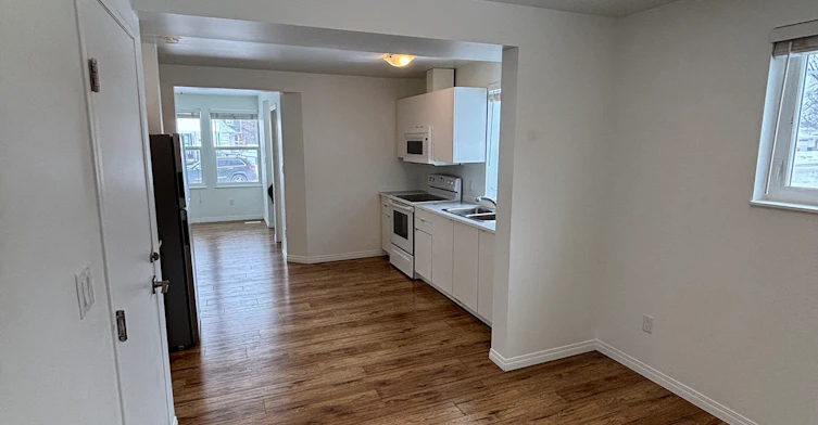 Main-12148 105 Street, Edmonton, AB, T5G 2R9 - 25