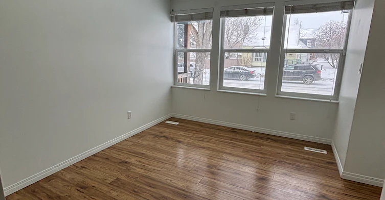 Main-12148 105 Street, Edmonton, AB, T5G 2R9 - 12