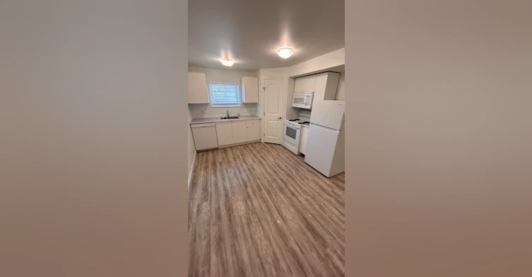 BSMT-12030 54th Street Northwest, Edmonton, AB, T5W 3N3 - 5