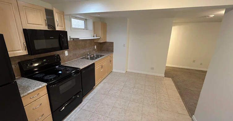 Bsmt-11811 47 Street Northwest, Edmonton, AB, T5W 2W7 - 12