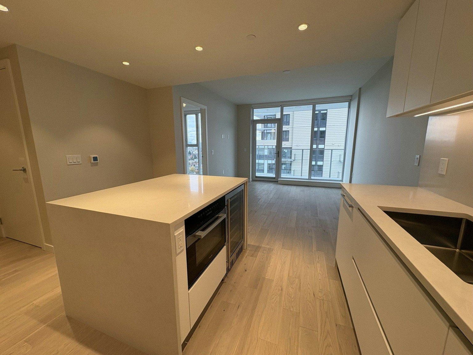 1604-485 West 42nd Avenue, Vancouver, BC, V5Y 0R6 - 5