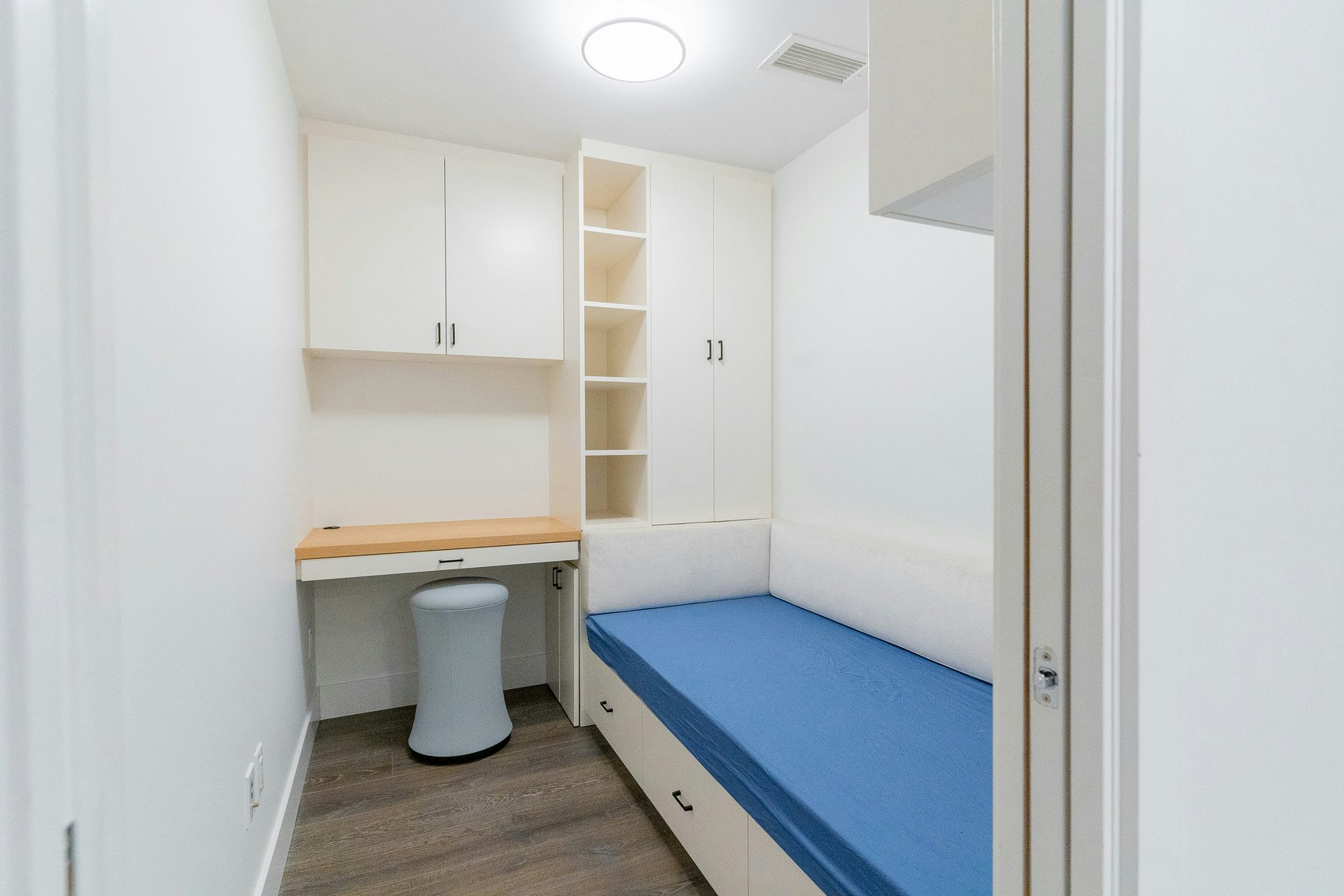 4477 Hastings Street, Burnaby, BC, V5C 0L6 - 21