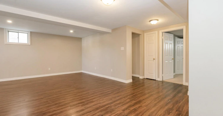LL-22 Brown Wood Drive, Barrie, ON, L4M 6N4 - 2