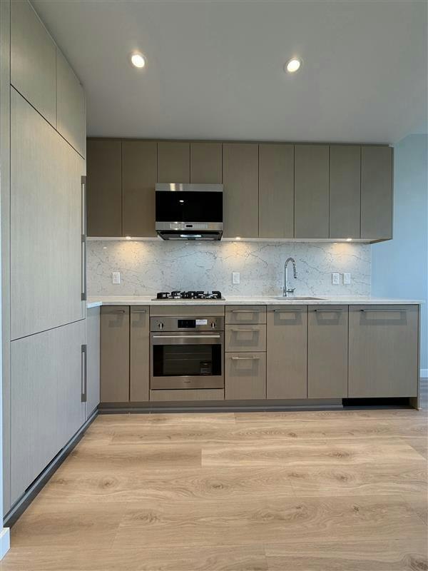 1604-5938 Olive Avenue, Burnaby, BC, V5H 0M6 - 3