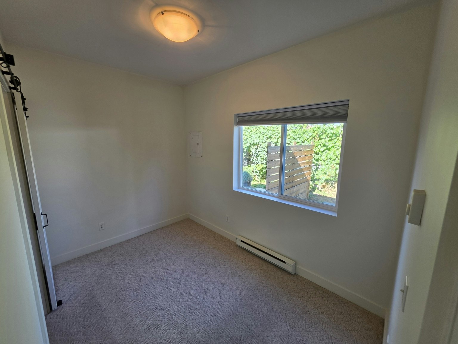 1409 Ethel Street, Kelowna, BC, V1Y 2X5 - 7