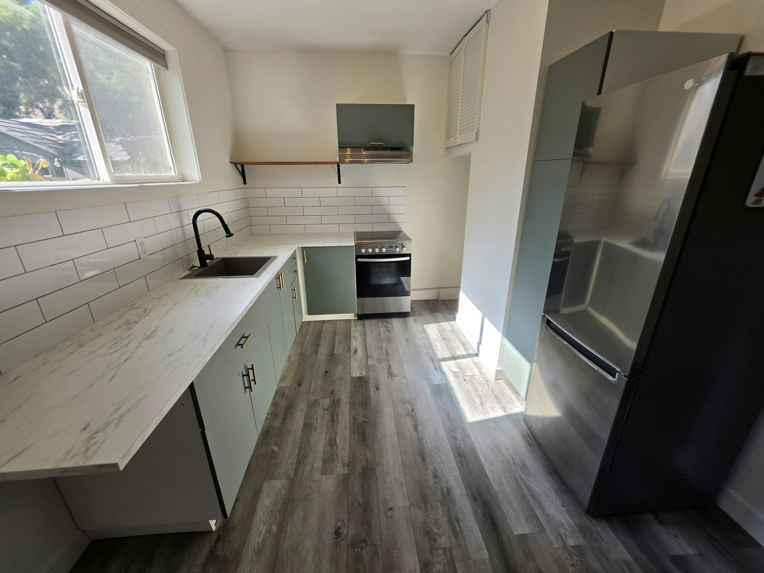 1409 Ethel Street, Kelowna, BC, V1Y 2X5 - 4