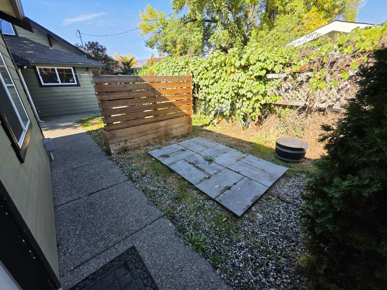 1409 Ethel Street, Kelowna, BC, V1Y 2X5 - 11