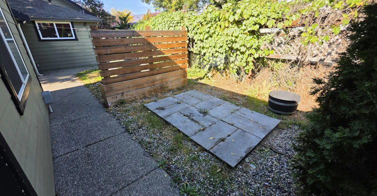 1409 Ethel Street, Kelowna, BC, V1Y 2X5 - 11