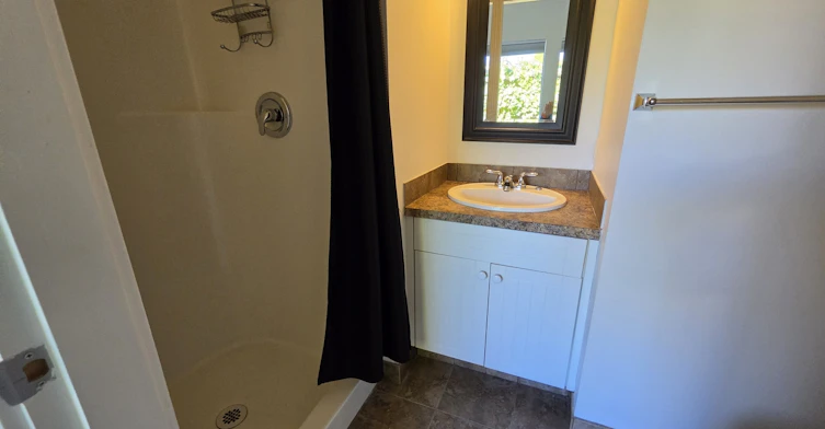 1409 Ethel Street, Kelowna, BC, V1Y 2X5 - 8