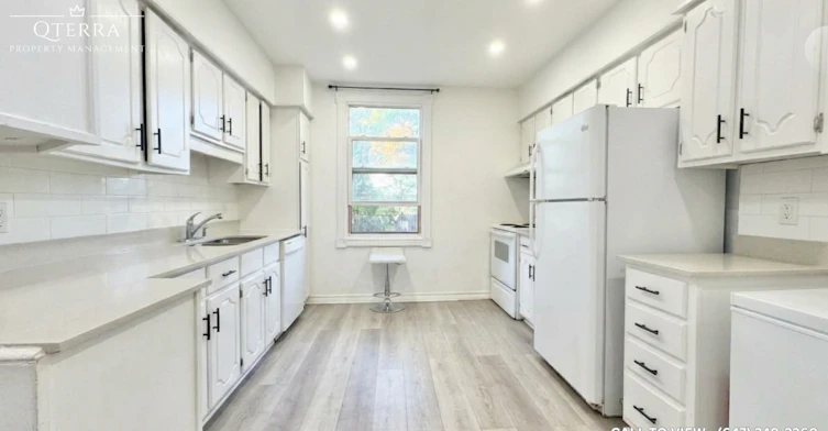 A-981 Hackett Street, London, ON, N5Z 1M1 - 2