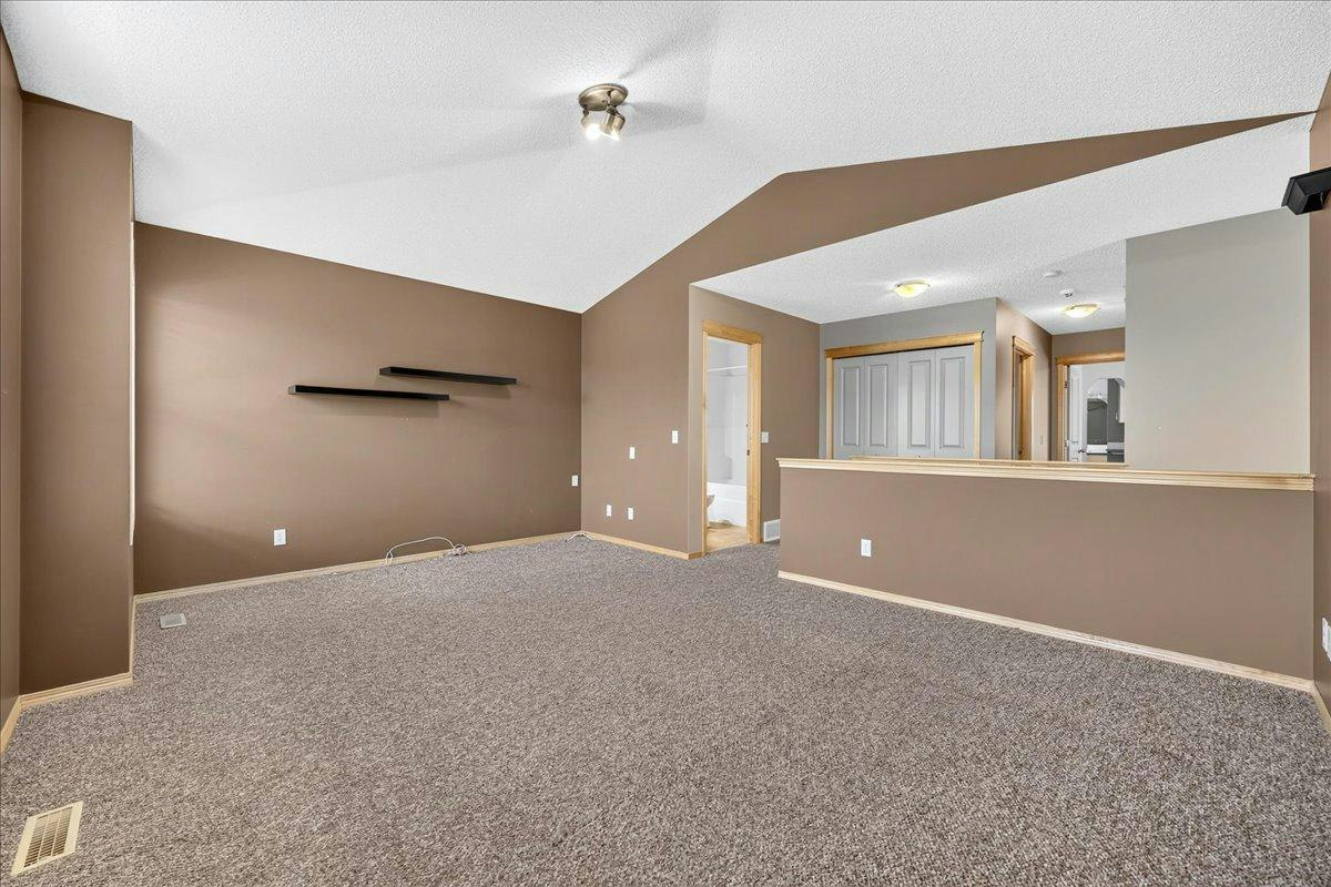 177 Royal Birch Terrace Nw, Calgary, AB, T3G 5P2 - 19