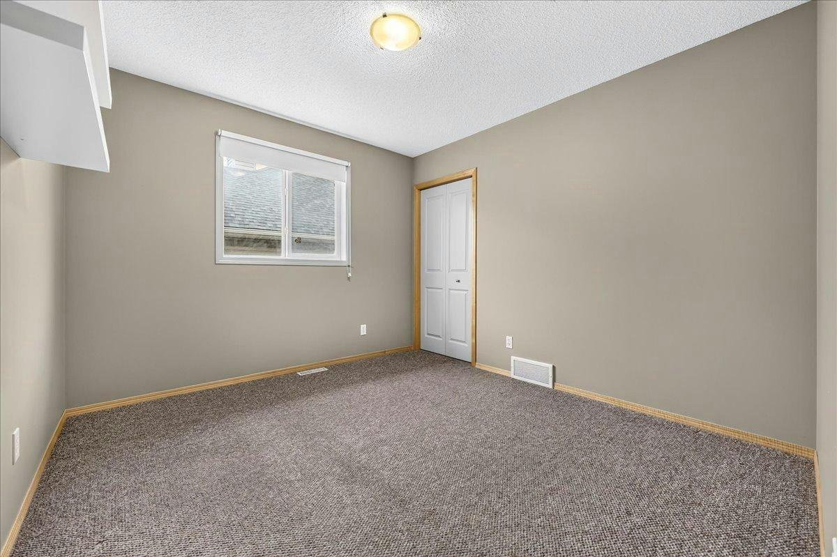 177 Royal Birch Terrace Nw, Calgary, AB, T3G 5P2 - 32