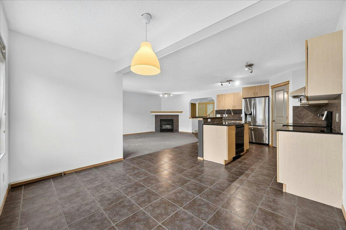 177 Royal Birch Terrace Nw, Calgary, AB, T3G 5P2 - 10