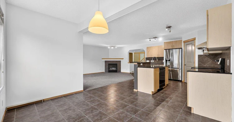 177 Royal Birch Terrace Nw, Calgary, AB, T3G 5P2 - 10
