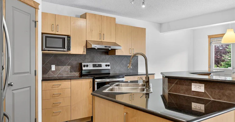 177 Royal Birch Terrace Nw, Calgary, AB, T3G 5P2 - 5
