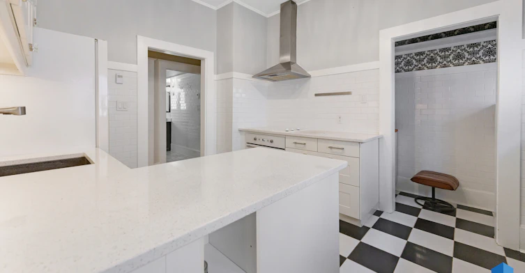 650 Churchill Avenue North, Ottawa, ON, K1Z 5G1 - 4