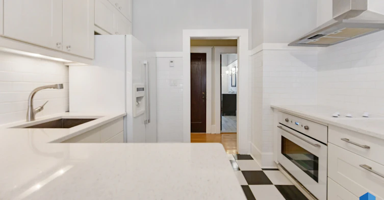 650 Churchill Avenue North, Ottawa, ON, K1Z 5G1 - 5