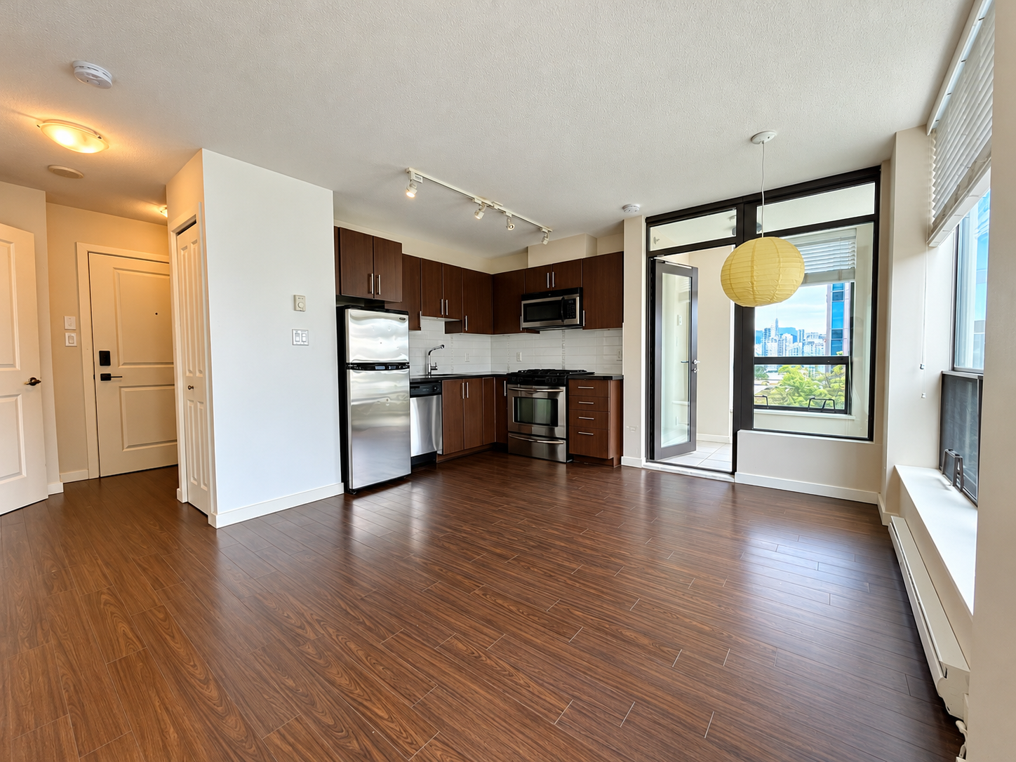 1068 West Broadway, Vancouver, BC, V6H 0A7 - 4