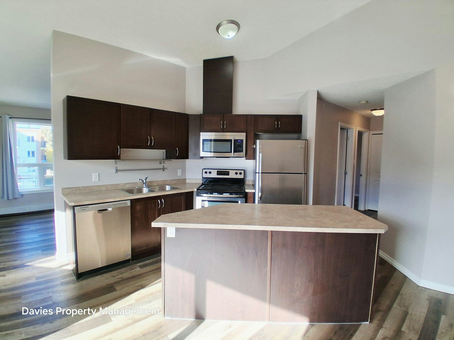 401-10710 116 Street Northwest, Edmonton, AB, T5H 3M2 - 2