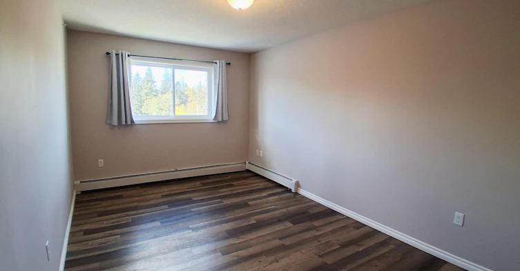 401-10710 116 Street Northwest, Edmonton, AB, T5H 3M2 - 7
