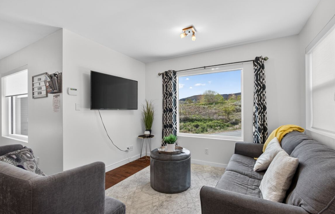 3859 Carrall Road, West Kelowna, BC, V4T 2C7 - 2