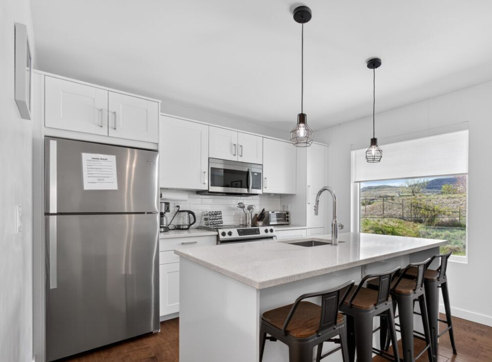 3859 Carrall Road, West Kelowna, BC, V4T 2C7 - 3