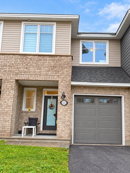 122 Angelonia Crescent, Ottawa, ON, K1T 0Y5