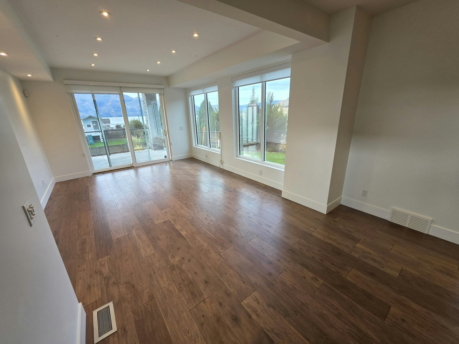 3859 Carrall Road, West Kelowna, BC, V4T 2C7 - 4