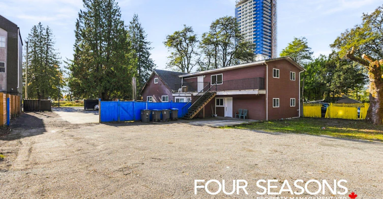 4-13927 104 Avenue, Surrey, BC, V3T 1X1