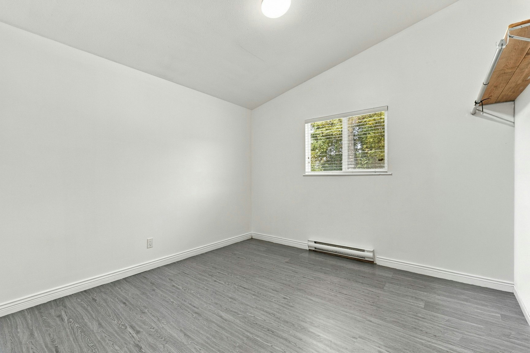4-13927 104 Avenue, Surrey, BC, V3T 1X1 - 12