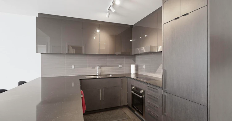 10360 102 Street Northwest, Edmonton, AB, T5J 0K6 - 2