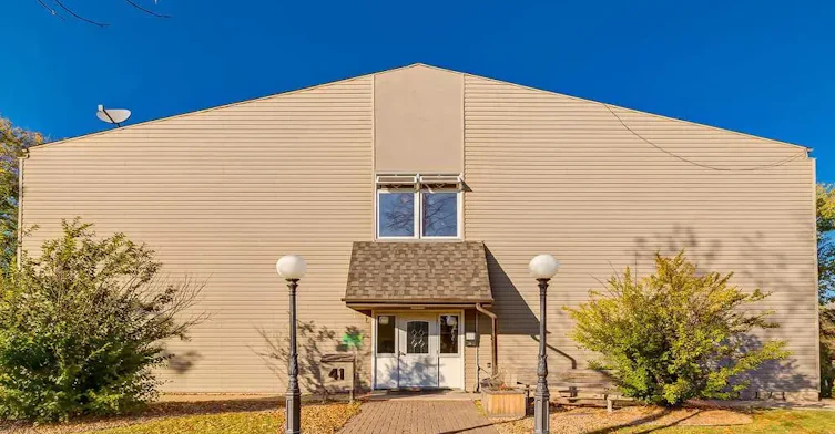 101-41 Grand Drive, Camrose, AB, T4V 2J9 - 11