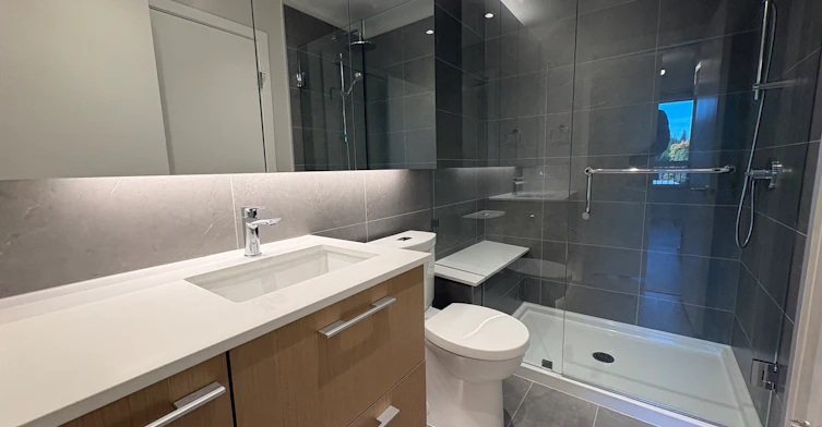 515-110 East 17th Street, North Vancouver, BC, V7L 0K4 - 10