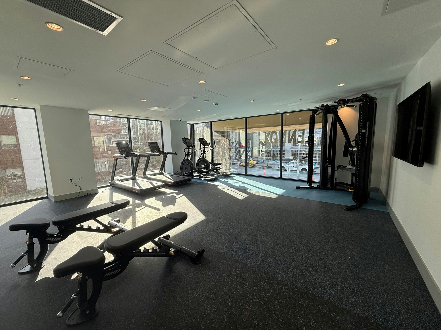 515-110 East 17th Street, North Vancouver, BC, V7L 0K4 - 18