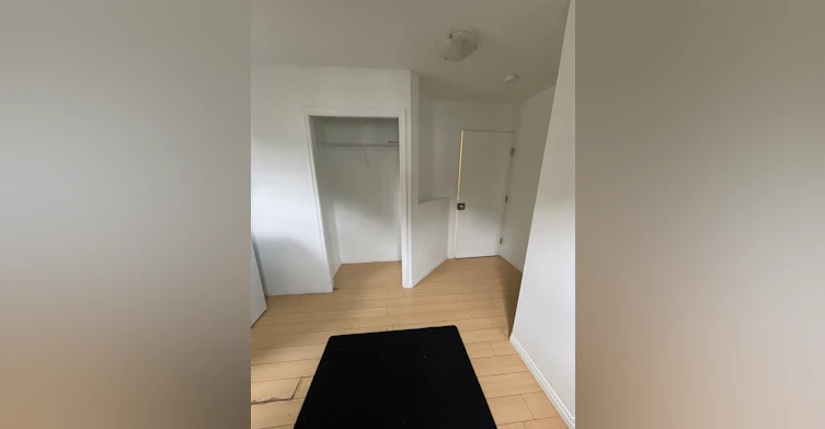 BSMT-11204 51 Street Northwest, Edmonton, AB, T5W 3E8 - 3