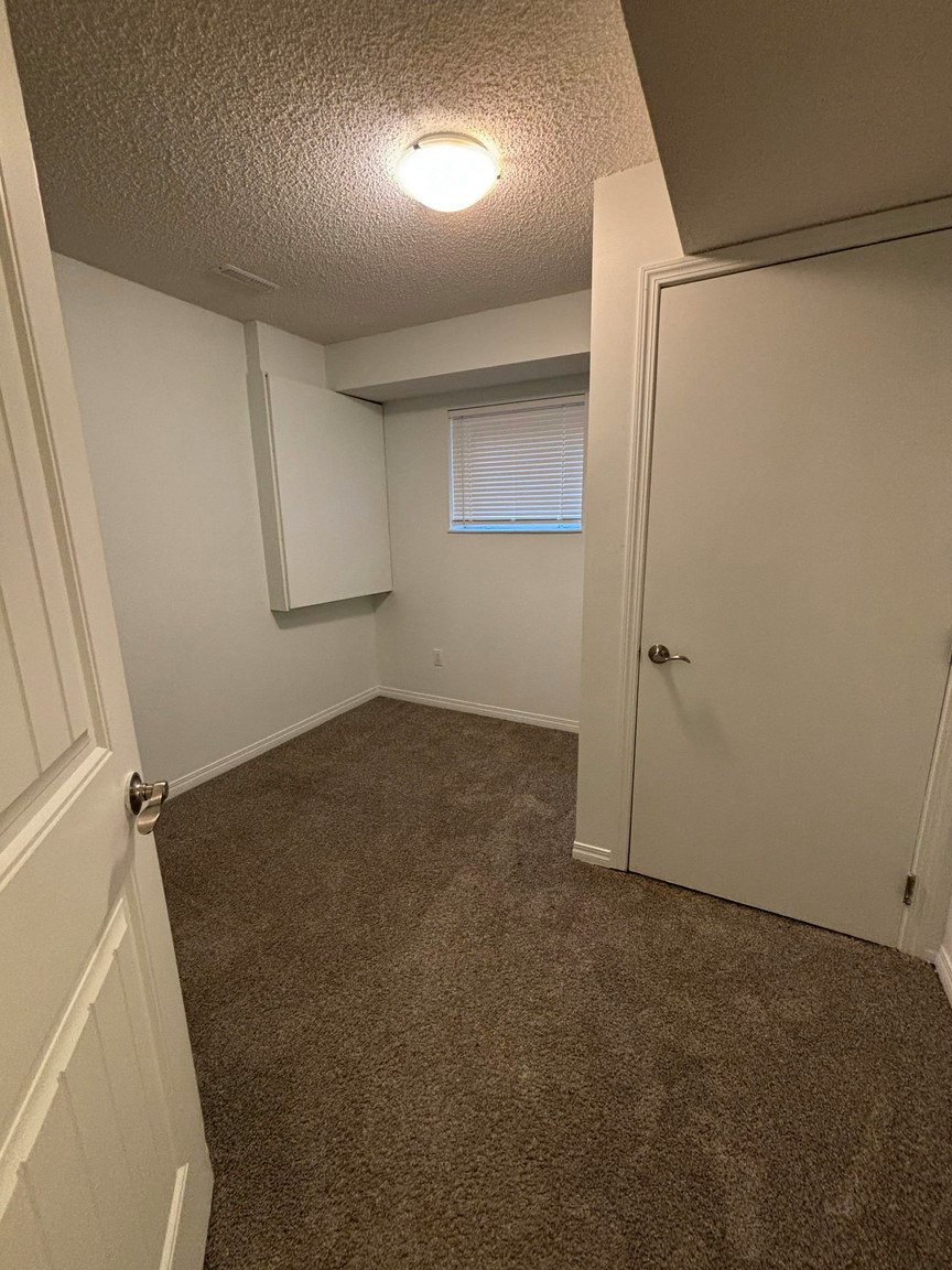 BSMT-11204 51 Street Northwest, Edmonton, AB, T5W 3E8 - 16