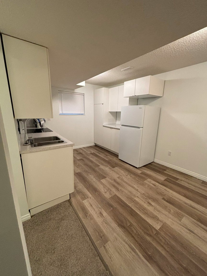 BSMT-11204 51 Street Northwest, Edmonton, AB, T5W 3E8 - 6