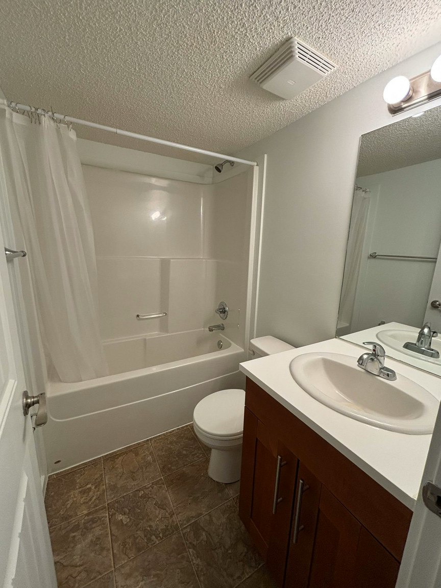 BSMT-11204 51 Street Northwest, Edmonton, AB, T5W 3E8 - 14