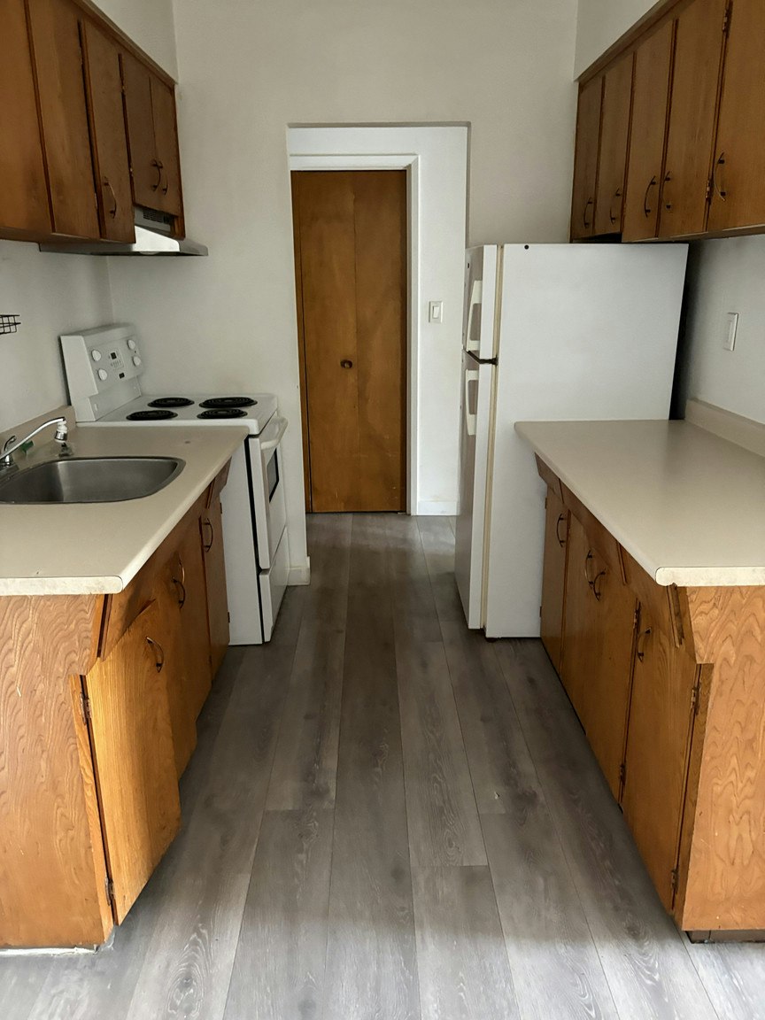 11901 222 Street, Maple Ridge, BC, V2X 5V4 - 2