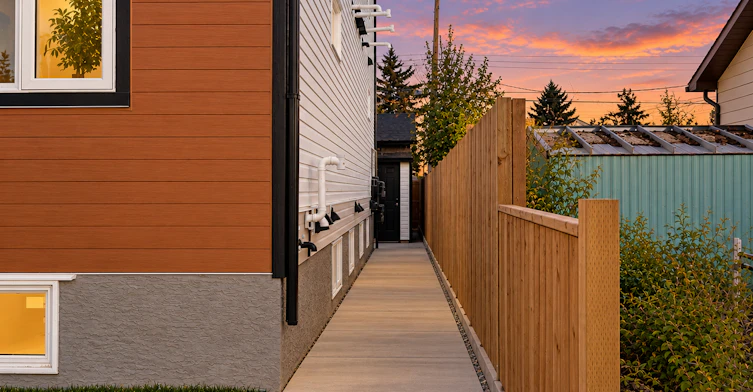 2226 46 Street Southeast, Calgary, AB, T2B 1K8 - 16
