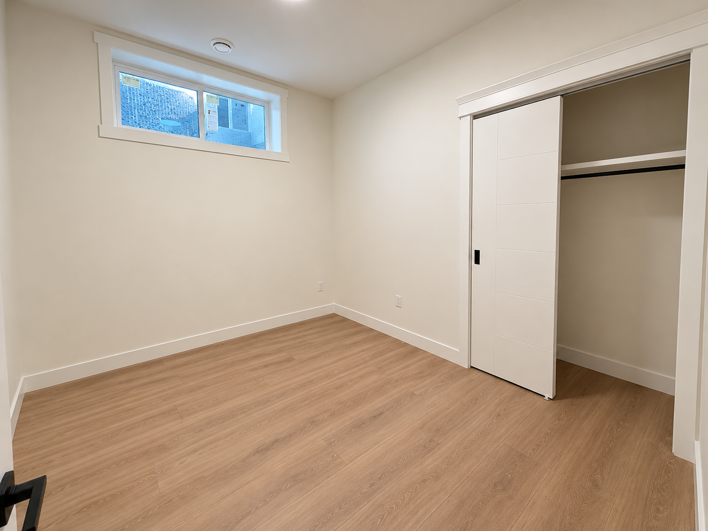 2226 46 Street Southeast, Calgary, AB, T2B 1K8 - 7