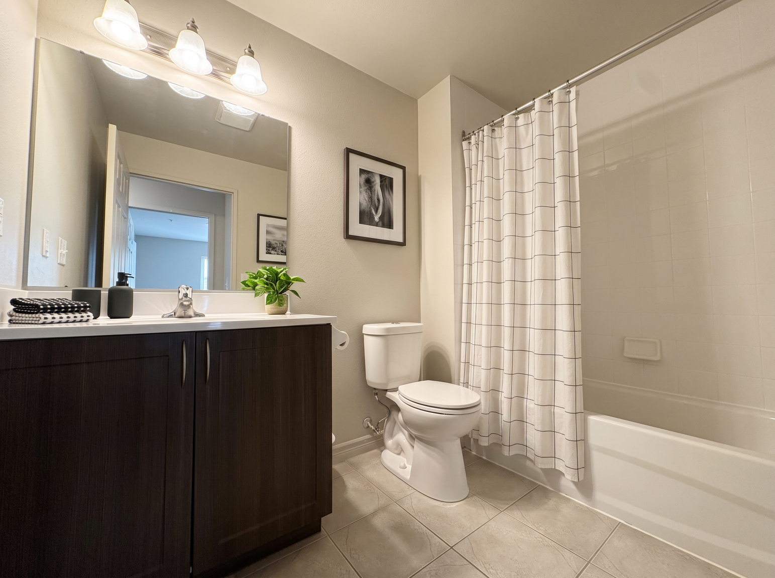 402B-200 Old Carriage Drive, Kitchener, ON, N2P 0C7 - 11