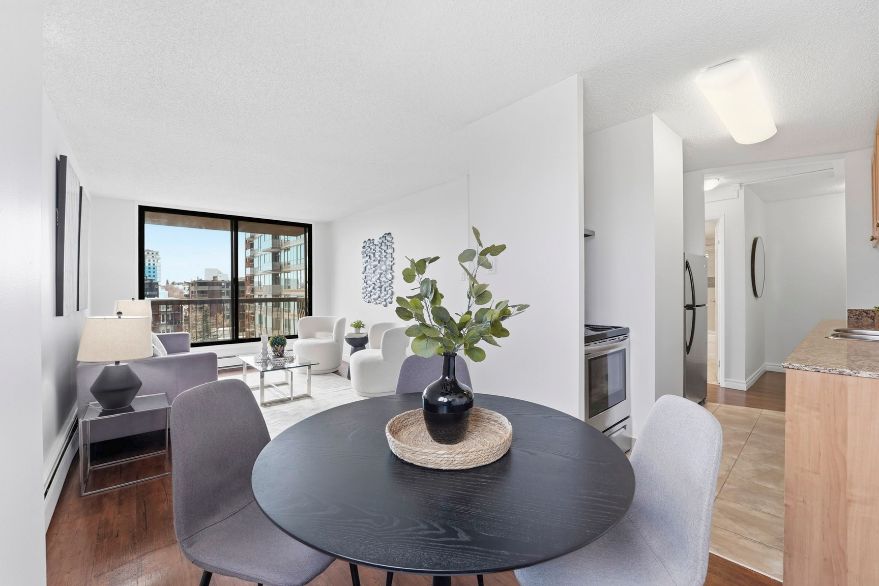 M00A-621 13th Avenue SW, Calgary, AB, T2R 0K6 - 5