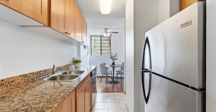 M00A-621 13th Avenue SW, Calgary, AB, T2R 0K6 - 12