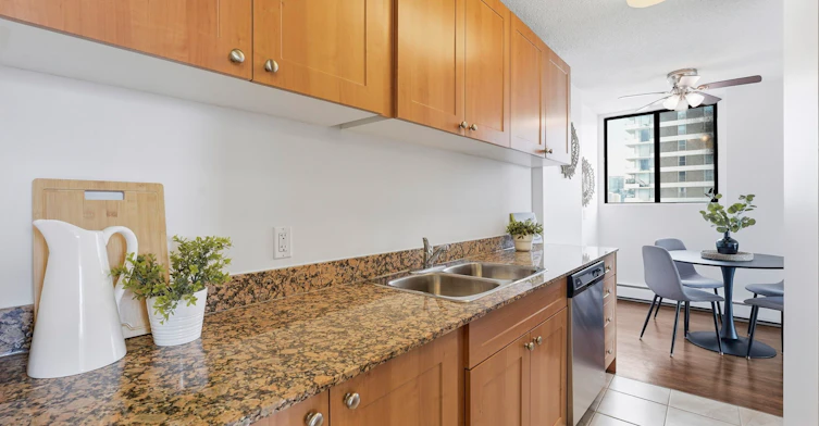 M00A-621 13th Avenue SW, Calgary, AB, T2R 0K6 - 11