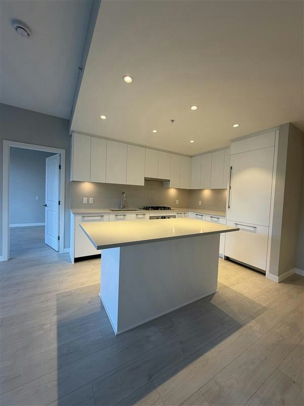 209-5938 Olive Avenue, Burnaby, BC, V5H 0M6 - 4