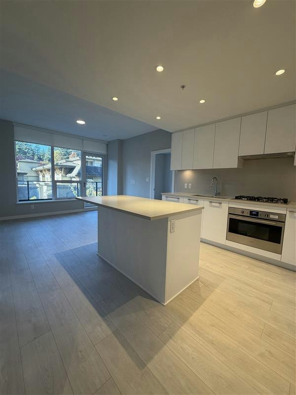 209-5938 Olive Avenue, Burnaby, BC, V5H 0M6 - 2