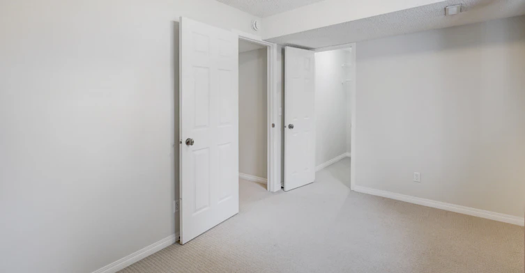 B-2208 33 Street Southwest, Calgary, AB, T3E 2T1 - 12