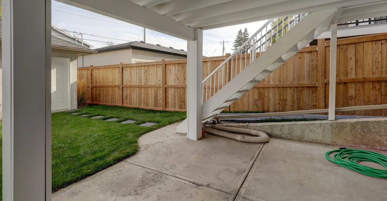 B-2208 33 Street Southwest, Calgary, AB, T3E 2T1 - 24